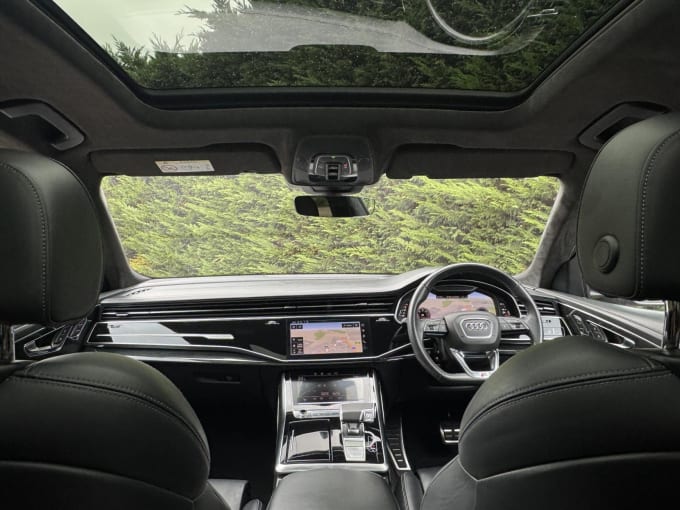 2020 Audi Q8