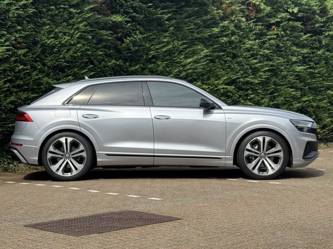 2020 Audi Q8