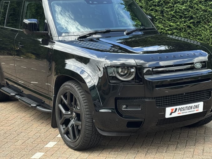 2024 Land Rover Defender 110