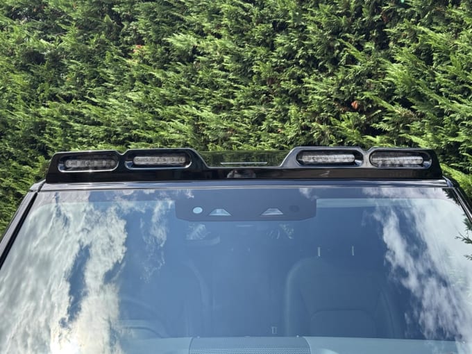 2024 Land Rover Defender 110