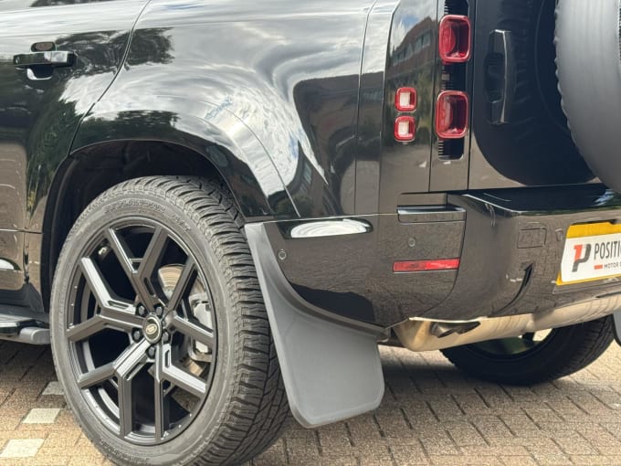 2024 Land Rover Defender 110