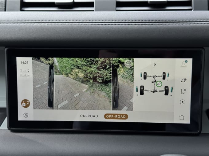 2024 Land Rover Defender 110