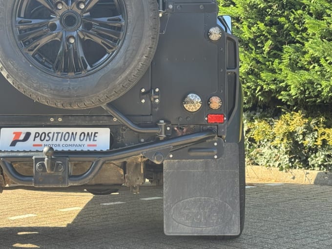 2010 Land Rover Defender 90