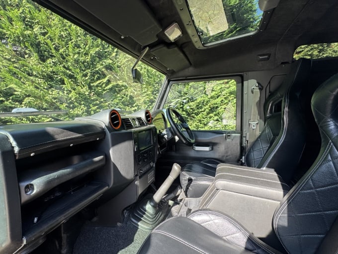 2010 Land Rover Defender 90