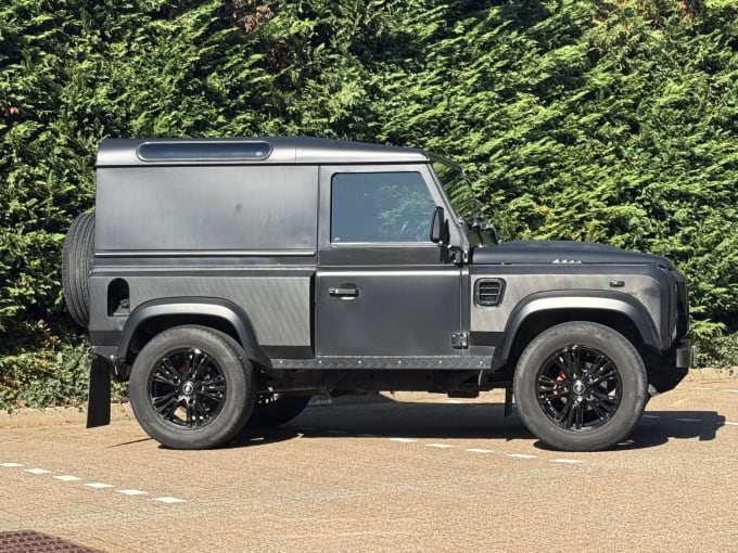 2010 Land Rover Defender 90