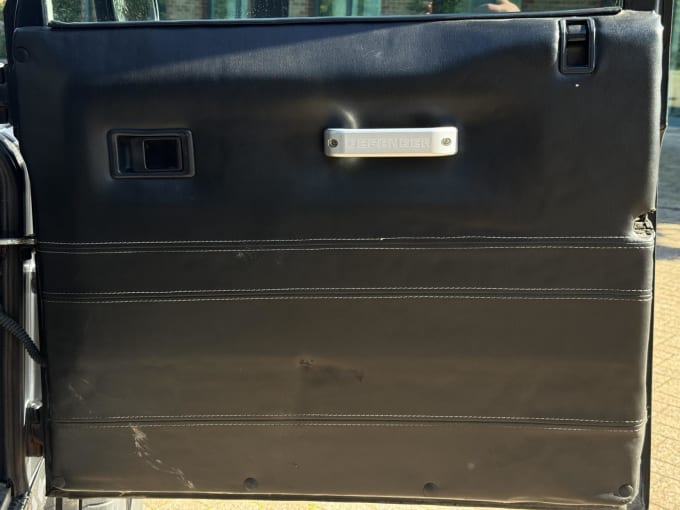 2010 Land Rover Defender 90