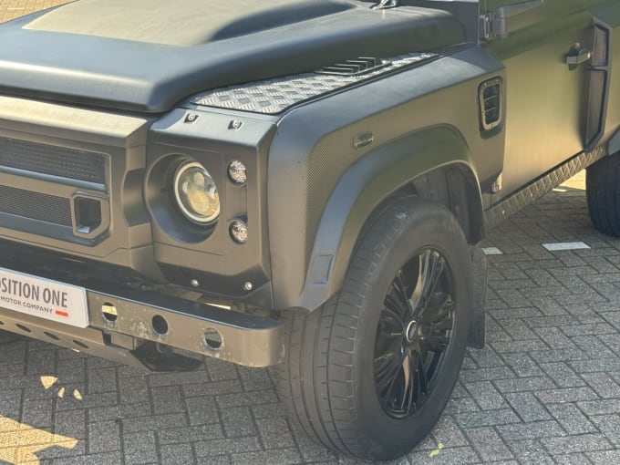 2010 Land Rover Defender 90