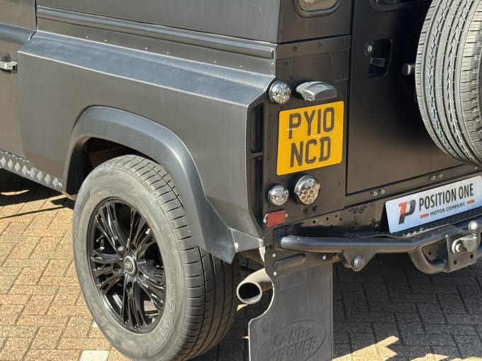 2010 Land Rover Defender 90