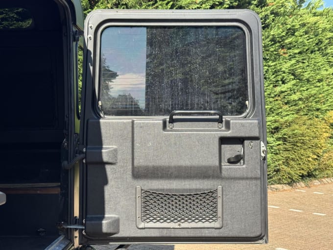 2010 Land Rover Defender 90