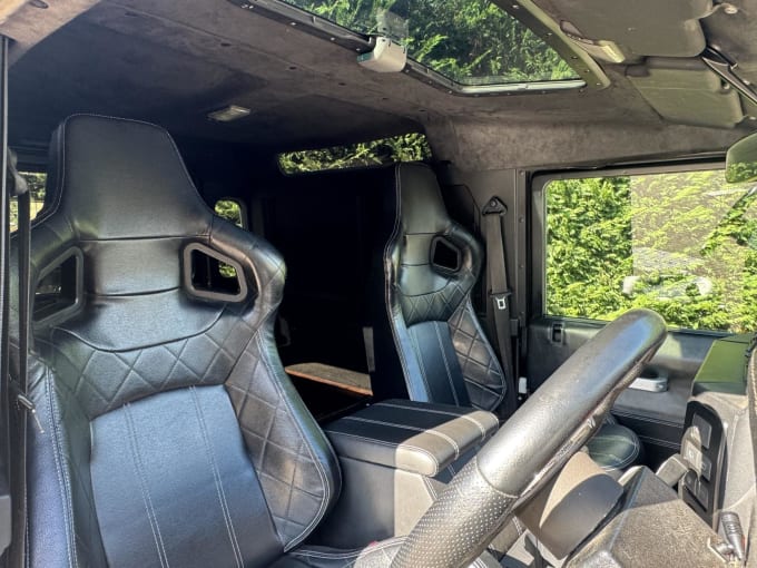 2010 Land Rover Defender 90