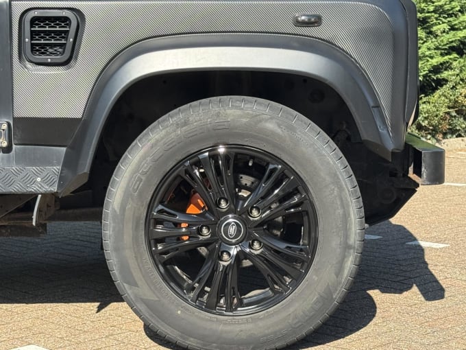 2010 Land Rover Defender 90