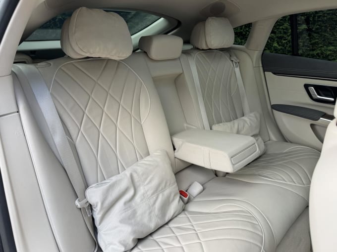 2023 Mercedes-benz Eqs