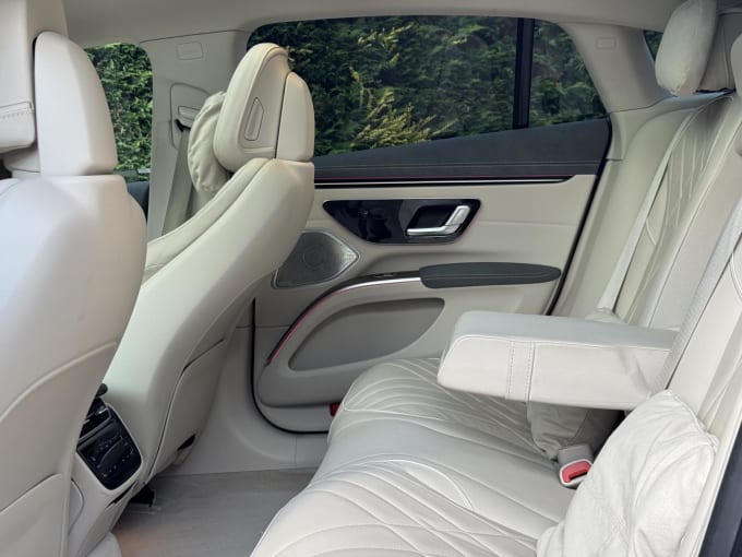 2023 Mercedes-benz Eqs