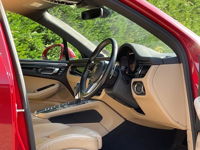 2019 Porsche Macan