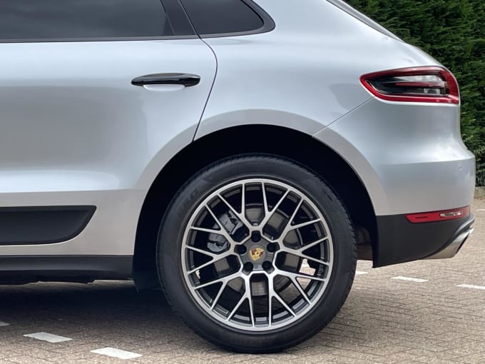2018 Porsche Macan