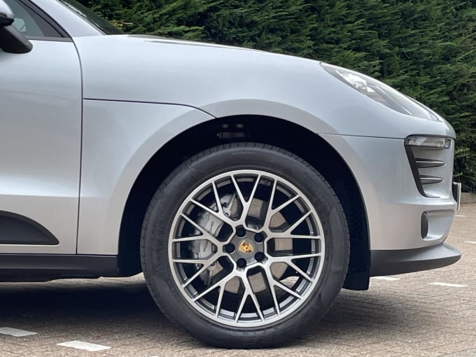 2018 Porsche Macan