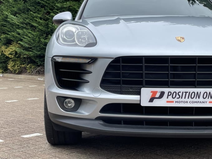 2018 Porsche Macan