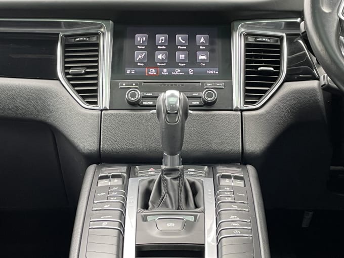2018 Porsche Macan