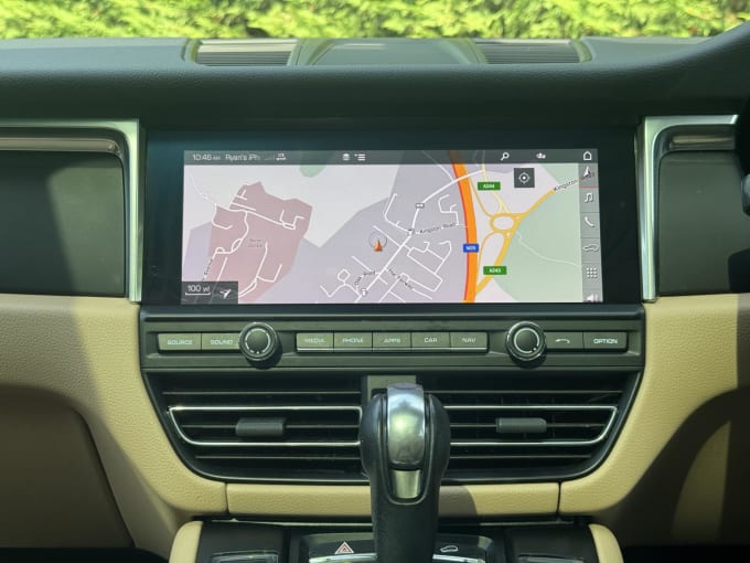 2020 Porsche Macan