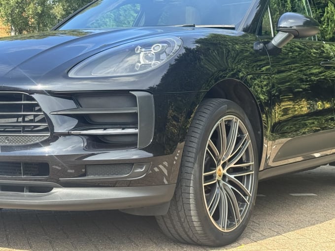 2020 Porsche Macan