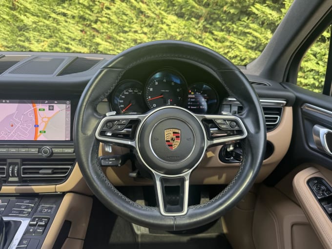 2020 Porsche Macan