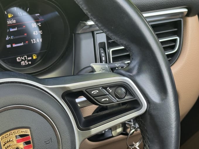 2020 Porsche Macan