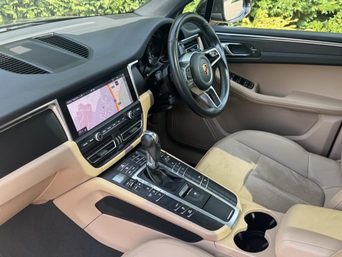 2020 Porsche Macan