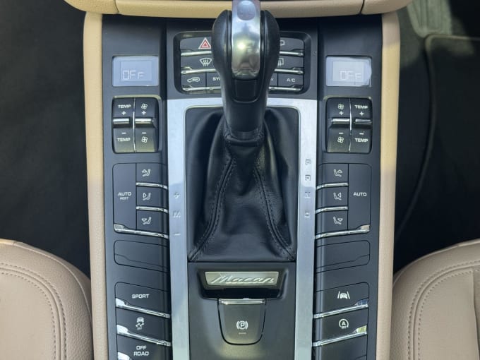 2020 Porsche Macan