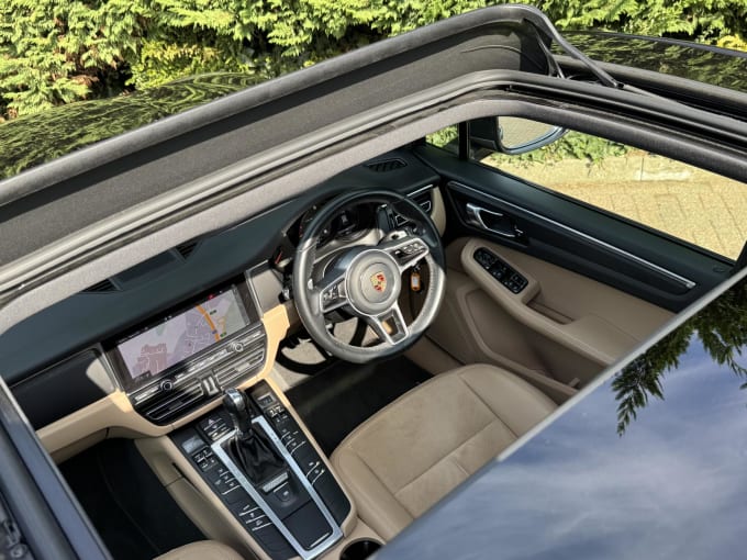 2020 Porsche Macan