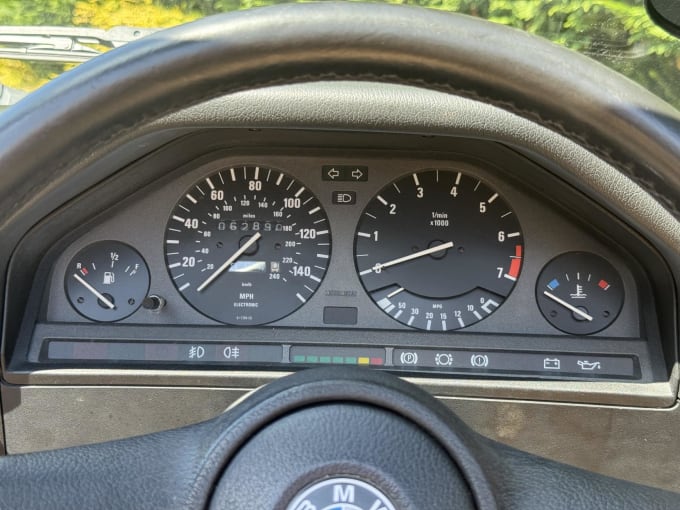 1992 BMW 3 Series