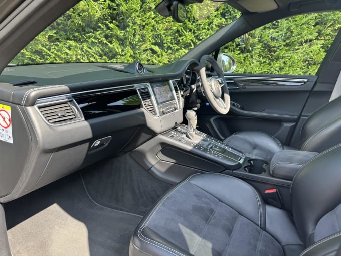 2018 Porsche Macan