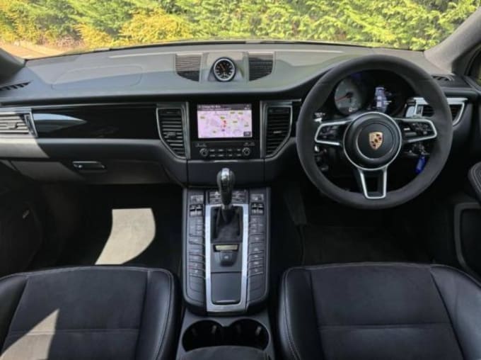2018 Porsche Macan