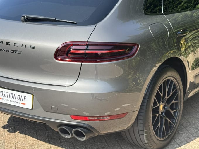 2018 Porsche Macan