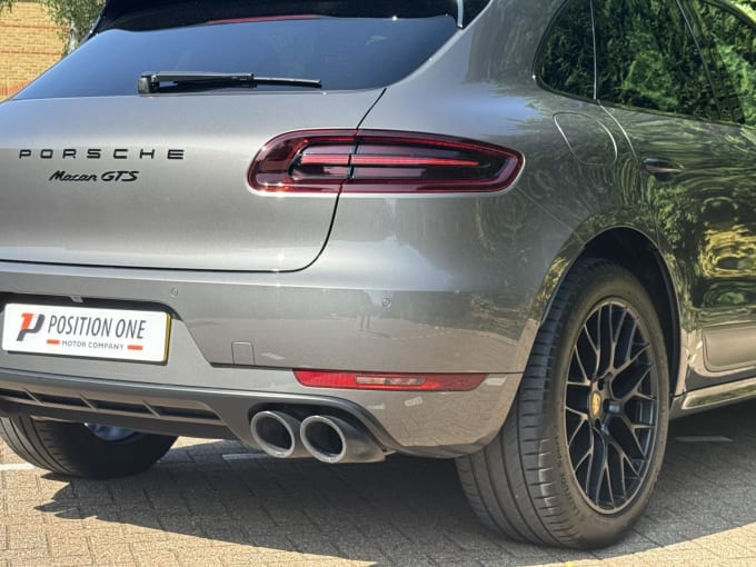 2018 Porsche Macan
