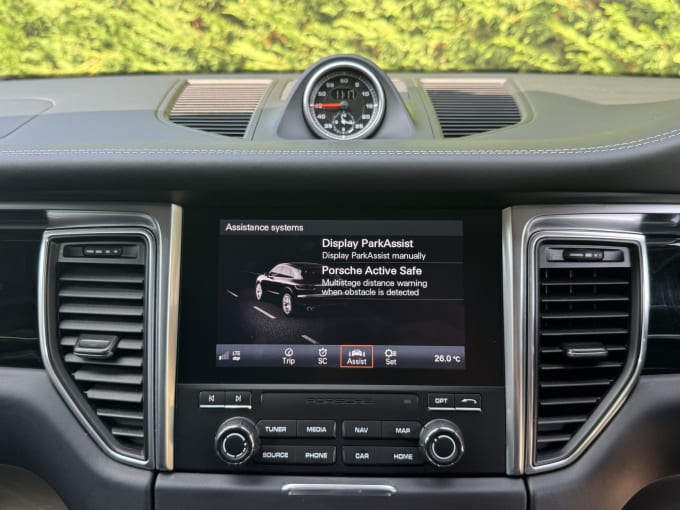 2018 Porsche Macan