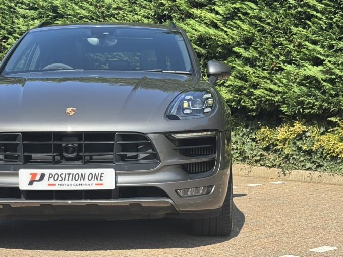 2018 Porsche Macan