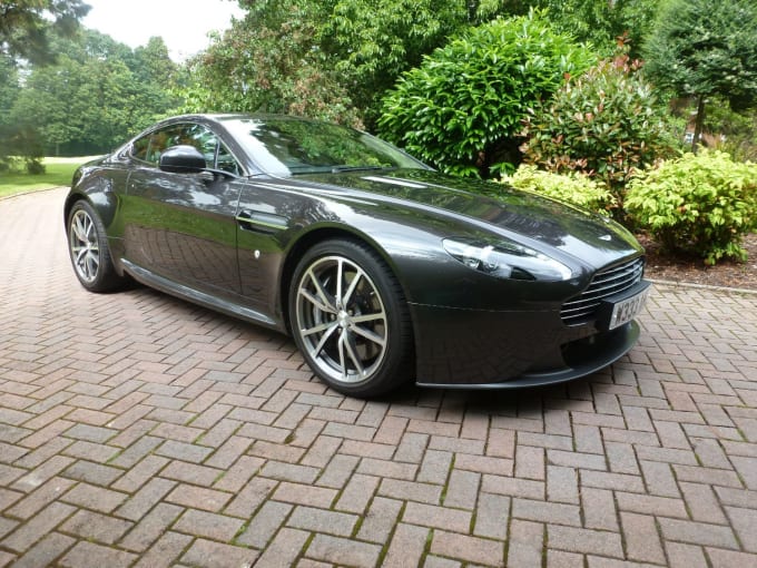 2013 Aston Martin Vantage