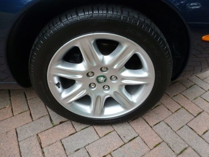 2000 Jaguar Xk8