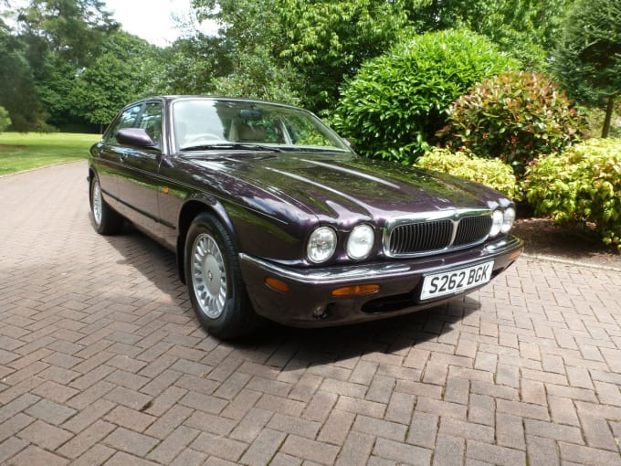 1998 Jaguar V8 Xj Srs