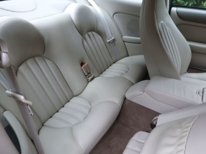 2000 Jaguar Xk8