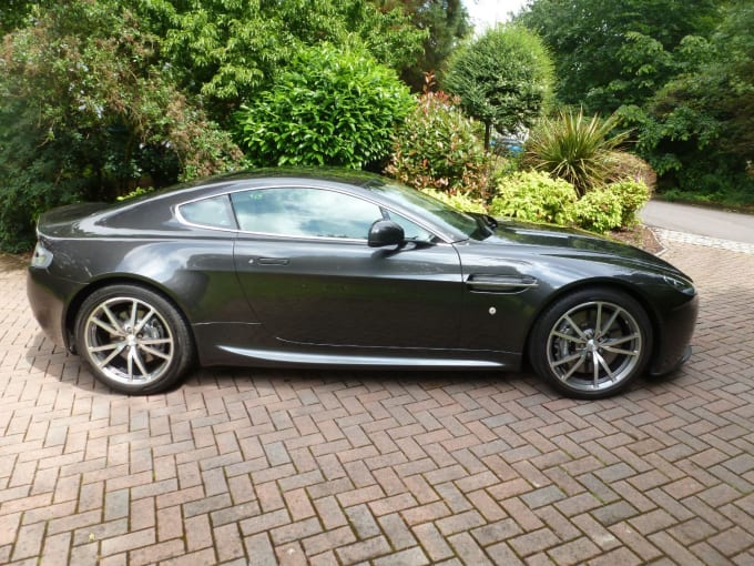 2013 Aston Martin Vantage