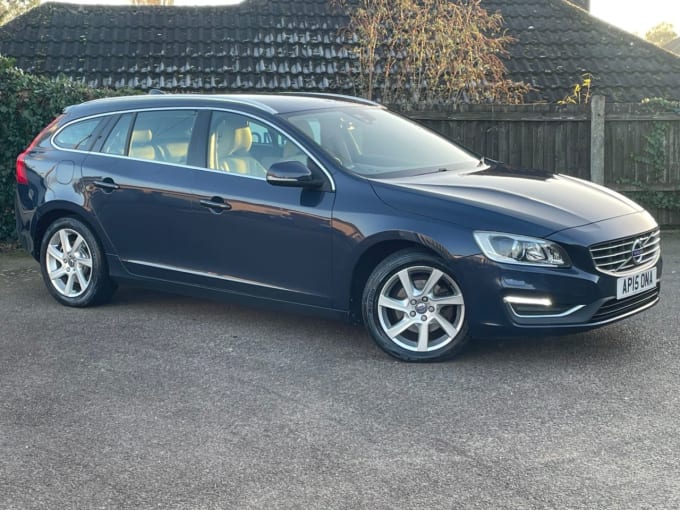 2025 Volvo V60