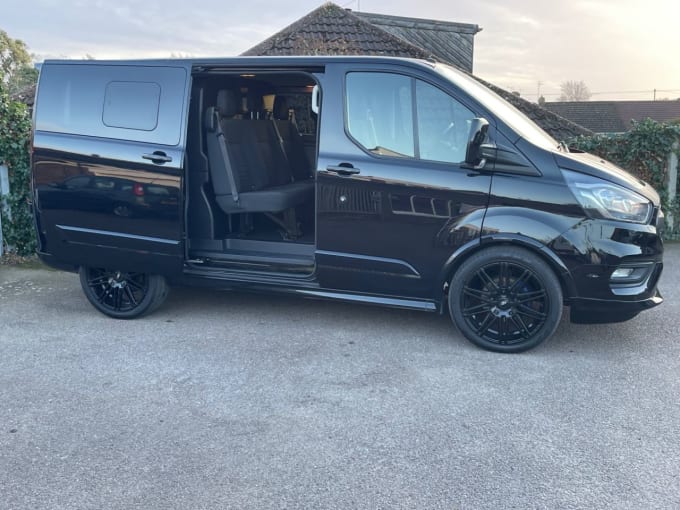 2025 Ford Transit Custom