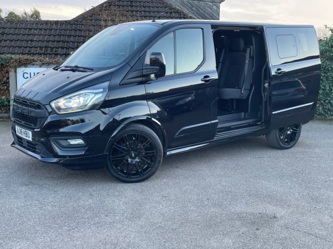 2025 Ford Transit Custom