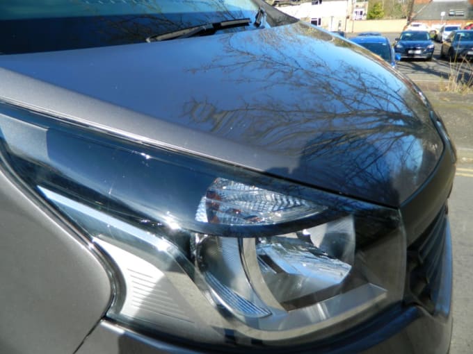 2025 Renault Trafic
