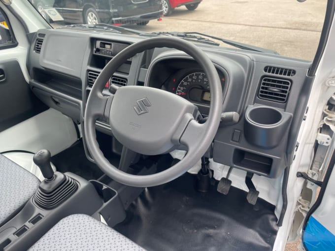 2025 Suzuki Carry