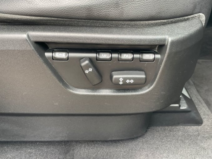 2025 Land Rover Freelander 2