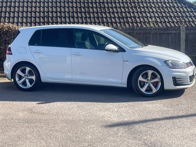 2025 Volkswagen Golf