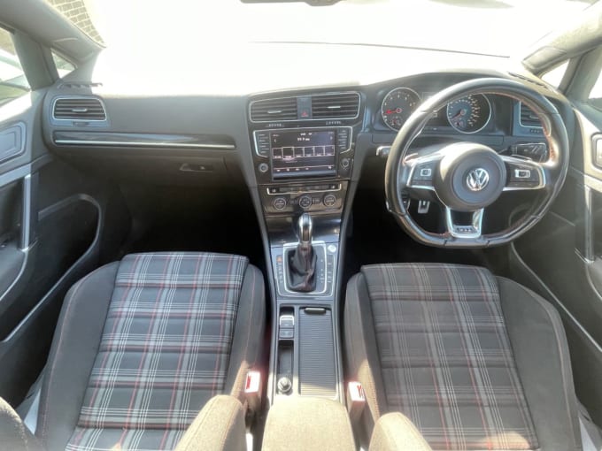 2025 Volkswagen Golf