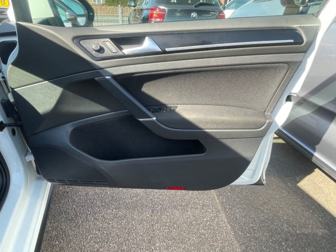 2025 Volkswagen Golf